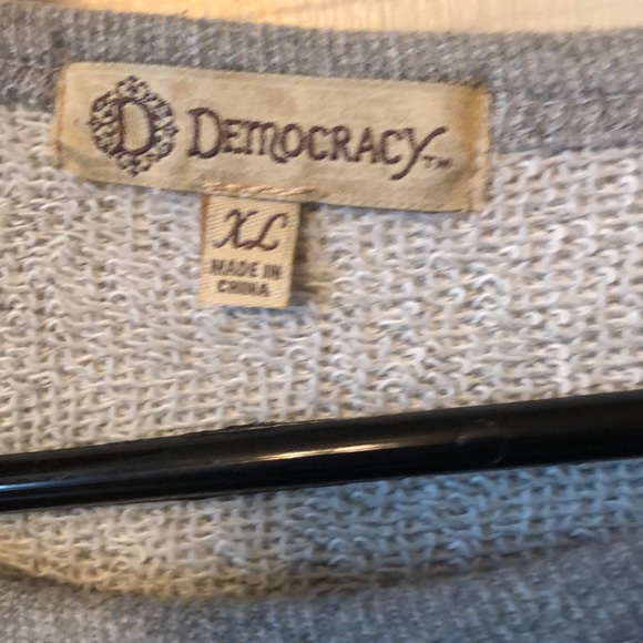 Sweater - Picture 2 of 3